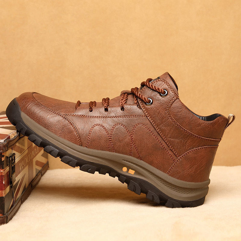 CLOUNDE® - Premium usnjene superge | Naravno razširjen prstni del | Zdravstveno certificirano